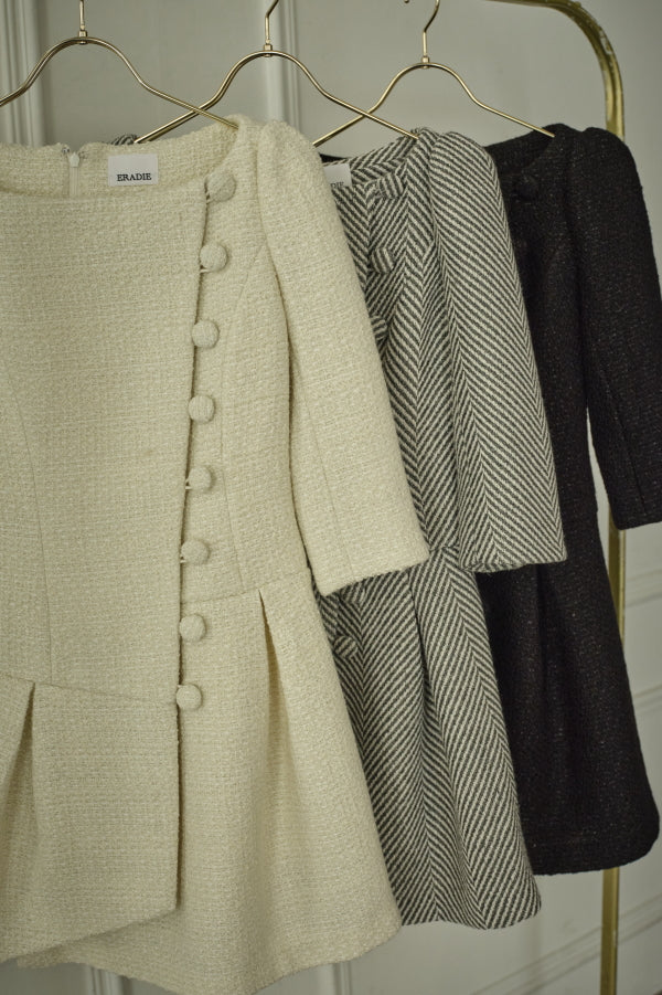 9/8 19時予約開始<br>Sculpted Asymmetric Mini one piece <br> -Off white-