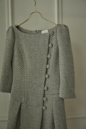 9/8 19時予約開始<br>Sculpted Asymmetric Mini one piece <br> -Gray-