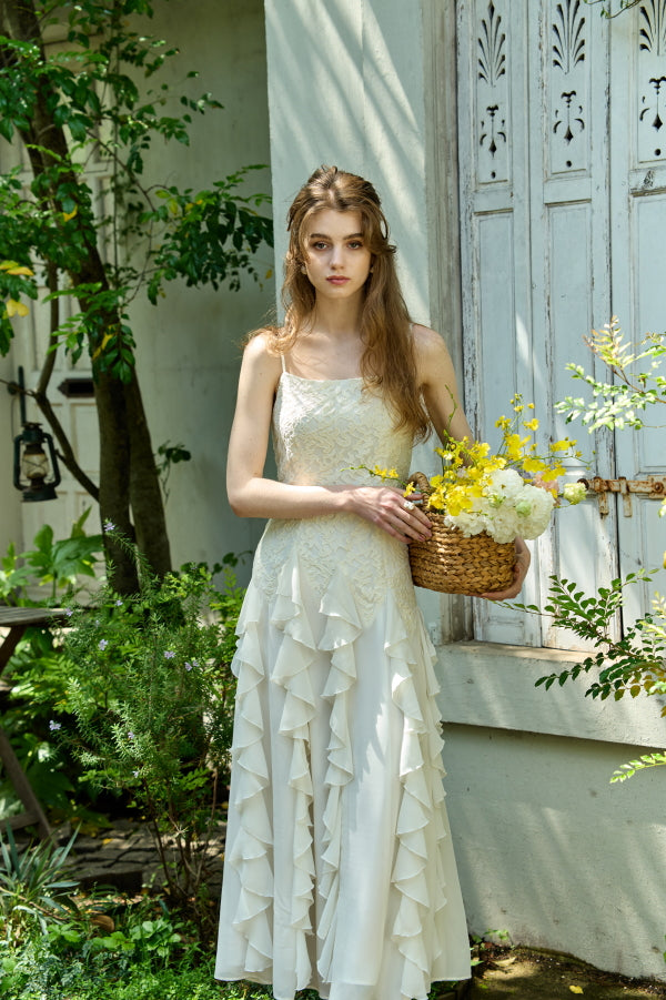 Ruffle Flow Dress <br> -Ivory-