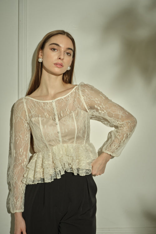 9/8 19時予約開始<br>Sheer Lace Peplum Top <br> -Off white-