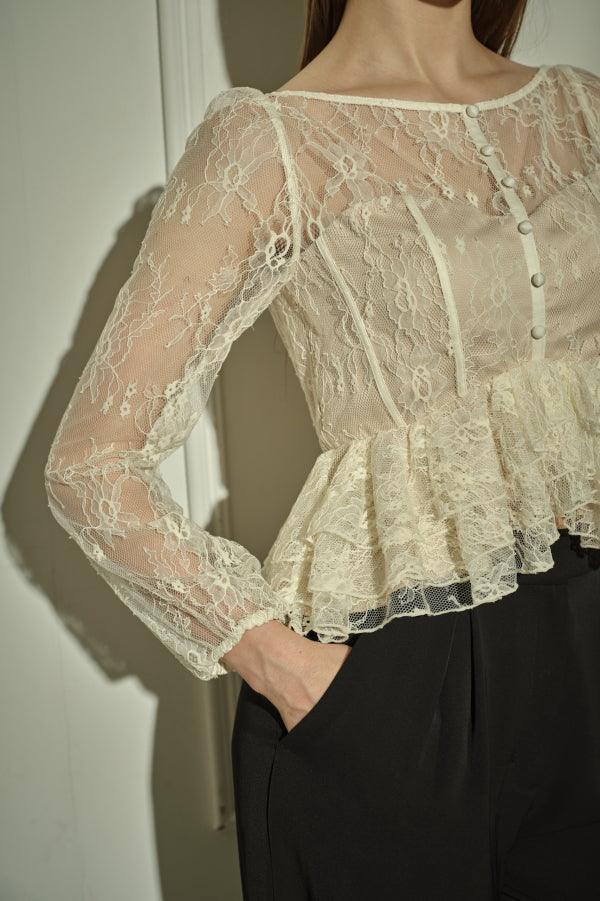 9/8 19時予約開始<br>Sheer Lace Peplum Top <br> -Off white-