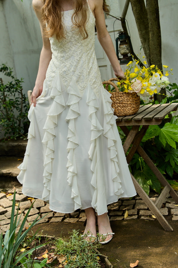 Ruffle Flow Dress <br> -Ivory-