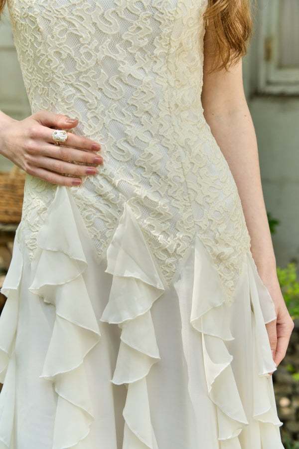 Ruffle Flow Dress <br> -Ivory-