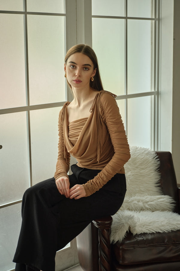 9/8 19時予約開始<br>Ribbon Shoulder Draped Top <br> -Mocha-