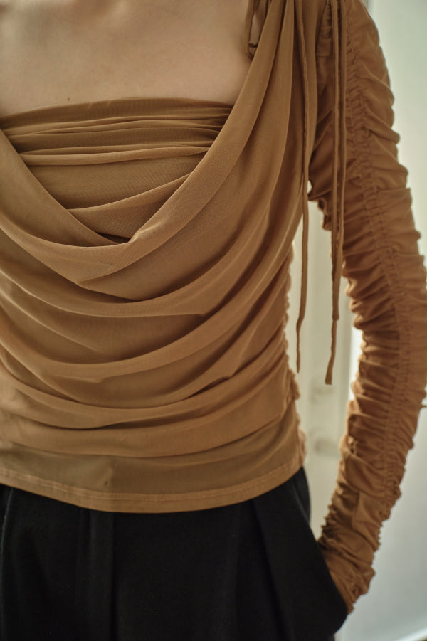 9/8 19時予約開始<br>Ribbon Shoulder Draped Top <br> -Mocha-