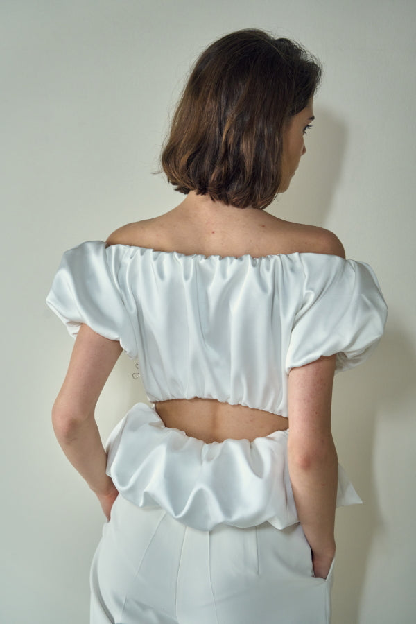 【Pre-order】Satin open back top  <br> -White-