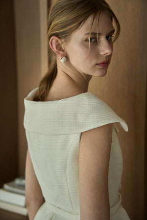 Wide Collar Off-Shoulder Top 2 <br> -White-