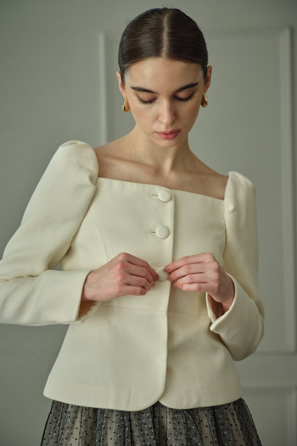 9/8 19時予約開始<br>Square Peplum Minimal Jacket <br> -Off white-