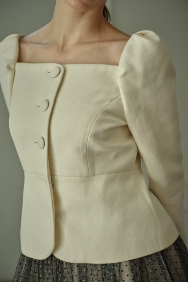 9/8 19時予約開始<br>Square Peplum Minimal Jacket <br> -Off white-
