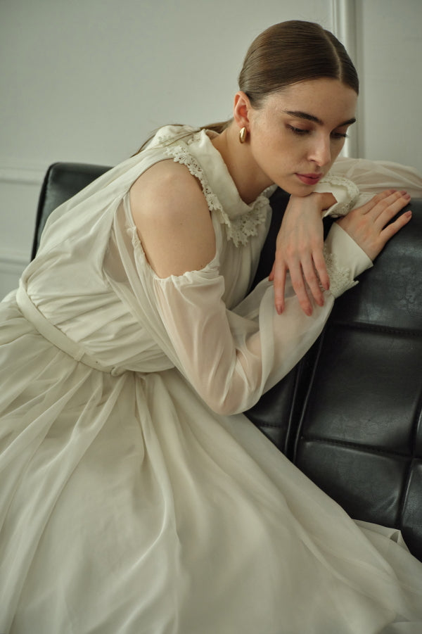 9/8 19時予約開始<br>Open Shoulder Lace Dress <br> -Off white-