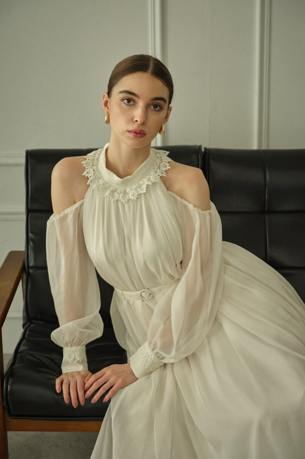9/8 19時予約開始<br>Open Shoulder Lace Dress <br> -Off white-
