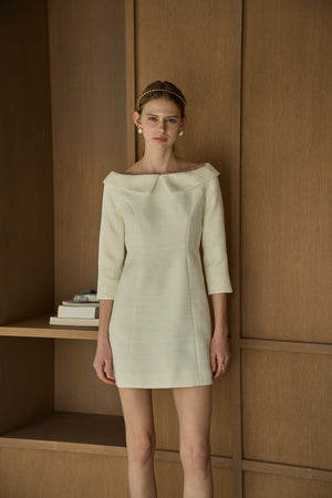 Off-Shoulder Collar Mini One Piece <br> -Off white-