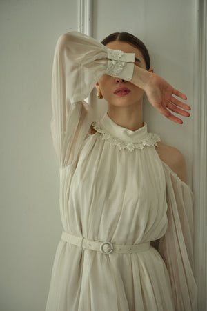 9/8 19時予約開始<br>Open Shoulder Lace Dress <br> -Off white-