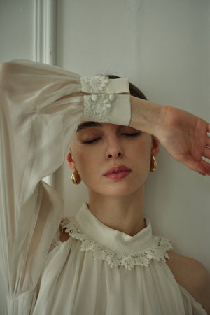9/8 19時予約開始<br>Open Shoulder Lace Dress <br> -Off white-