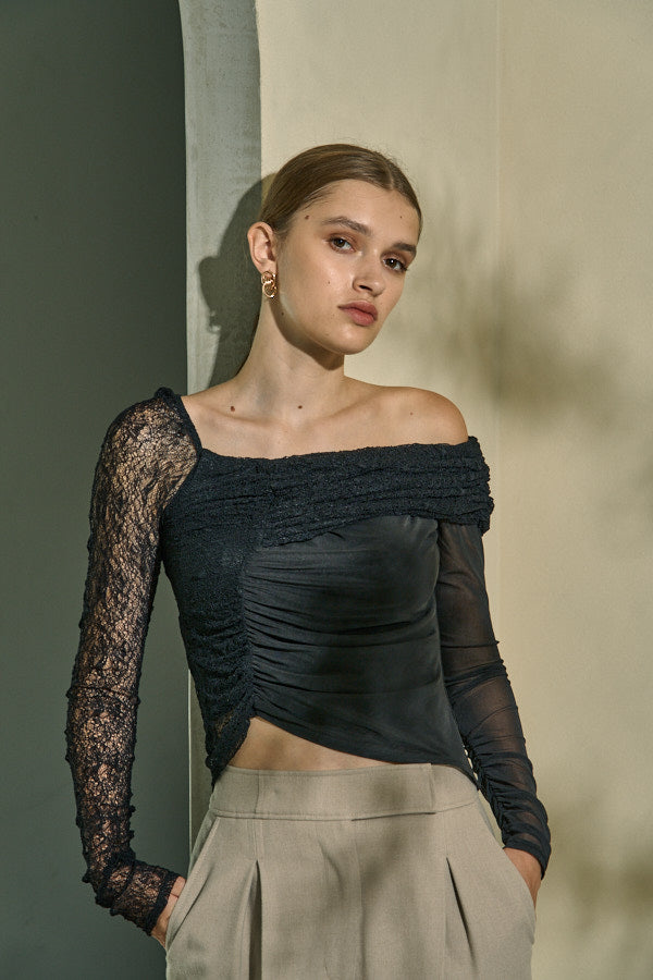 Sheer Lace Top  <br> -Black-