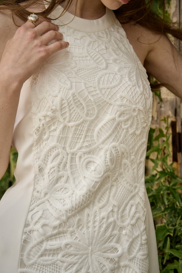Lace American-Neck Minimal One-Piece <br> -White-