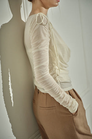9/8 19時予約開始<br>Ribbon Shoulder Draped Top <br> -Ivory-