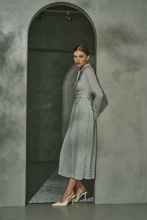 Classic Pleated One-piece  <br> -Ｗhite-
