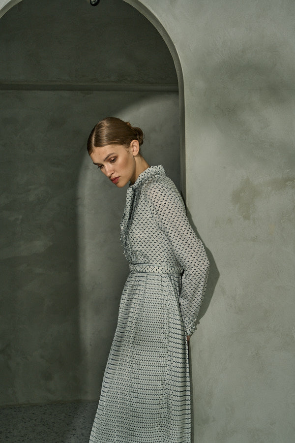 エラディエ　アイボリー プリーツ パーティードレス Classic Pleated One-piece -White- – ERADIE