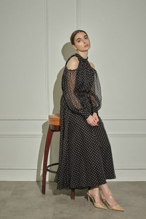 9/8 19時予約開始<br>Open Shoulder Dot Dress <br> -Black DOT-