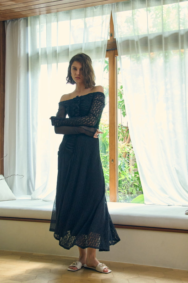 Lace＆Churu switching dress  <br> -Black-