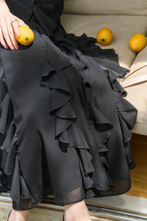 Ruffle Flow Dress <br> -Black-
