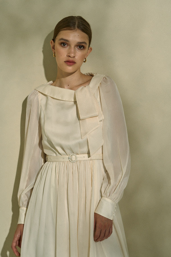 Asymmetrical Tie Satin Dress  <br> -Off white-