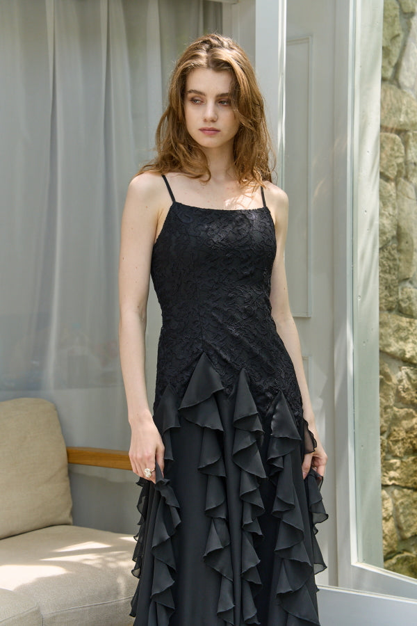 Ruffle Flow Dress <br> -Black-