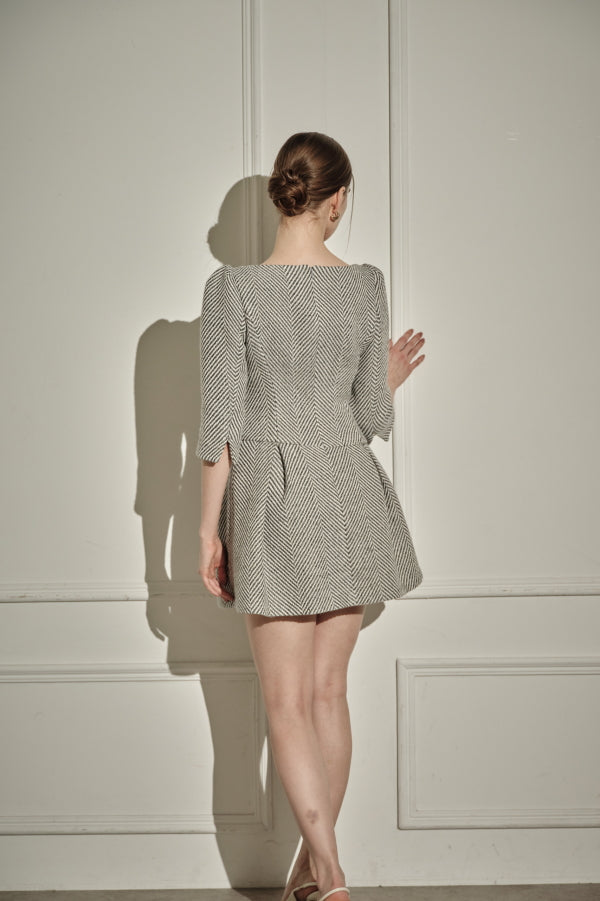 9/8 19時予約開始<br>Sculpted Asymmetric Mini one piece <br> -Gray-