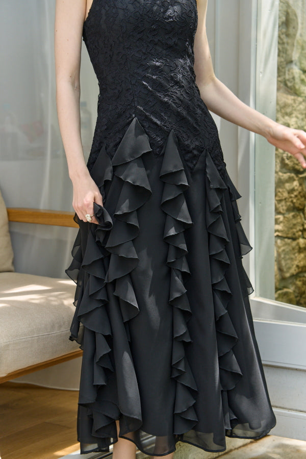 Ruffle Flow Dress <br> -Black-