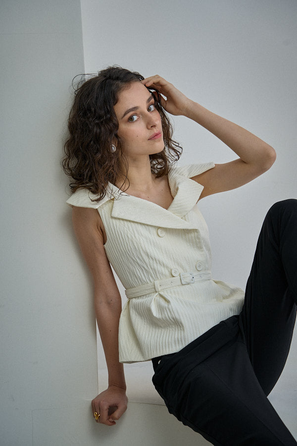 Off-shoulder wide collar TOP -Ivory- – ERADIE