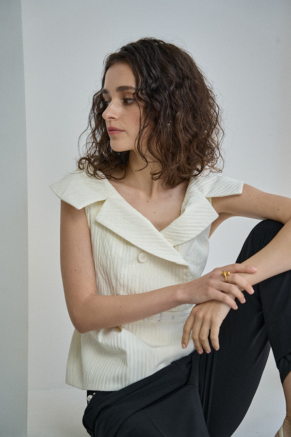 ERADIE オフショルワイドカラー TOP Ivory Off-shoulder wide collar TOP -Ivory- – ERADIE