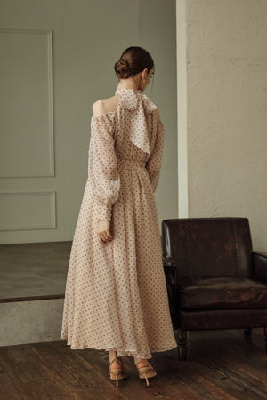 9月8日19時予約開始　Open Shoulder Dot Dress <br> -Mauve DOT-