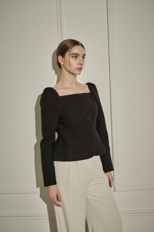 9/8 19時予約開始<br>Square Peplum Minimal Jacket <br> -Black-