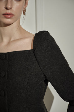 9/8 19時予約開始<br>Square Peplum Minimal Jacket <br> -Black-