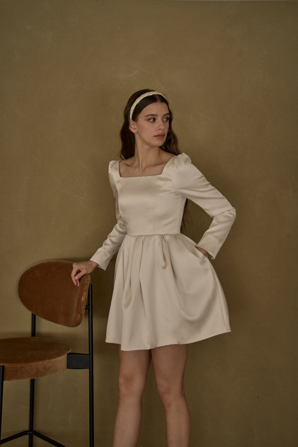 予約商品 <br>Satin Volume Mini One Piece <br> -Ivory-
