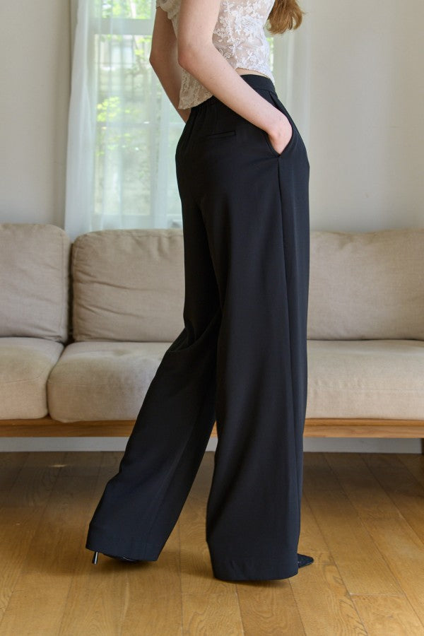 Inverted Tuck Flow Wide Pants <br> -Black / 2size-