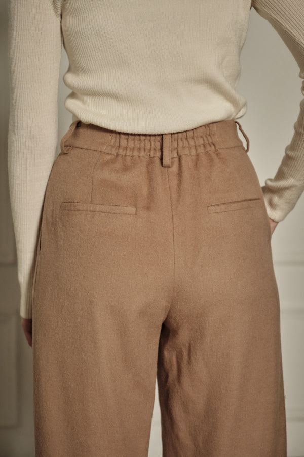 9/8 19時予約開始<br>Wool Blend Semi-Wide Pants <br> -Camel / 2size-