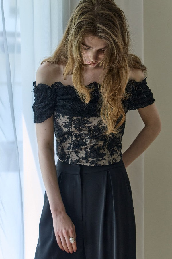 Lace Off-Shoulder Top <br> -Black-