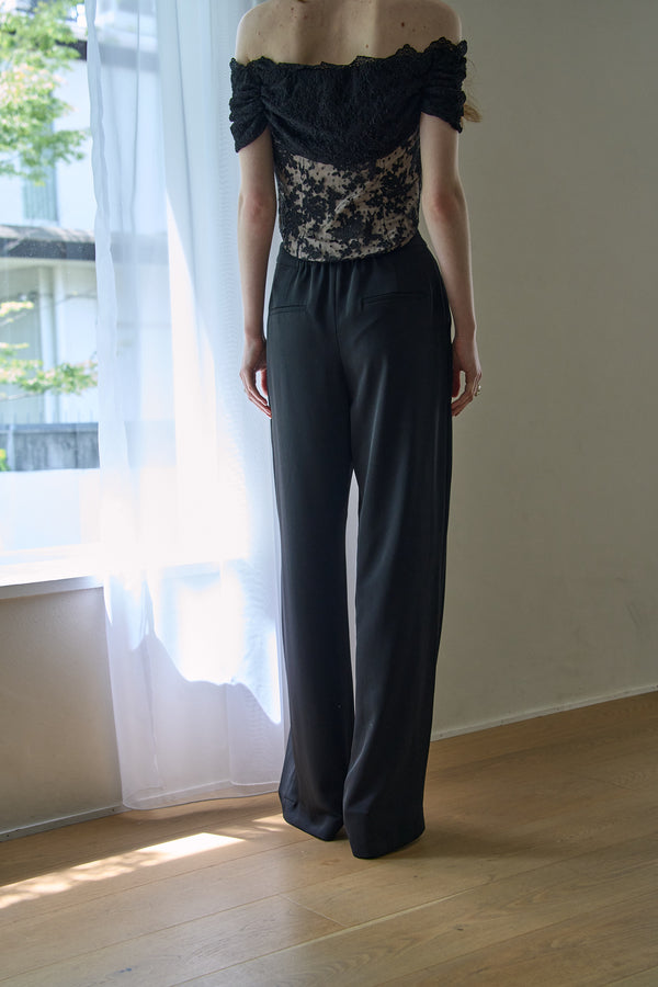 Inverted Tuck Flow Wide Pants <br> -Black / 2size-