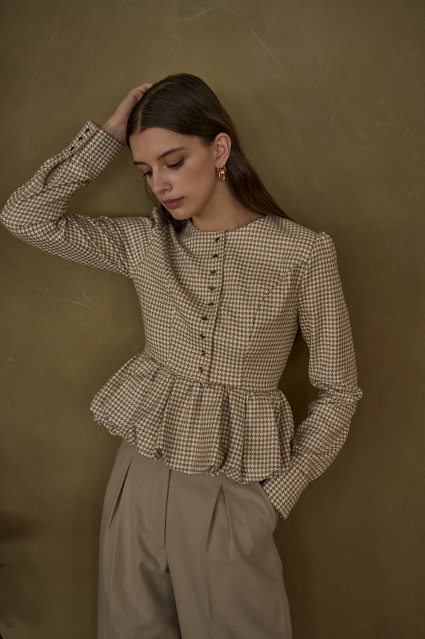 予約商品 <br>Bloom Pepulum Top <br> -Beige.check-