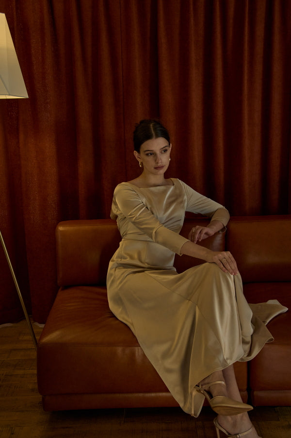 Satin Drape-Back Dress <br> -Champagne-