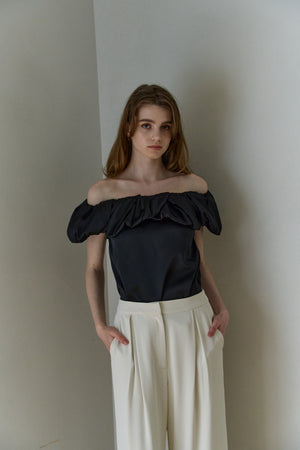 Satin Cape Top <br> -Black-