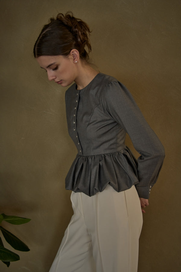 Bloom Pepulum Top <br> -Gray-