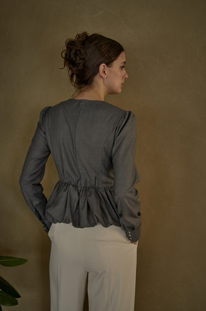 Bloom Pepulum Top <br> -Gray-