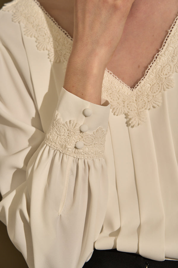 Sheer Tucked Blouse <br> -Off white-
