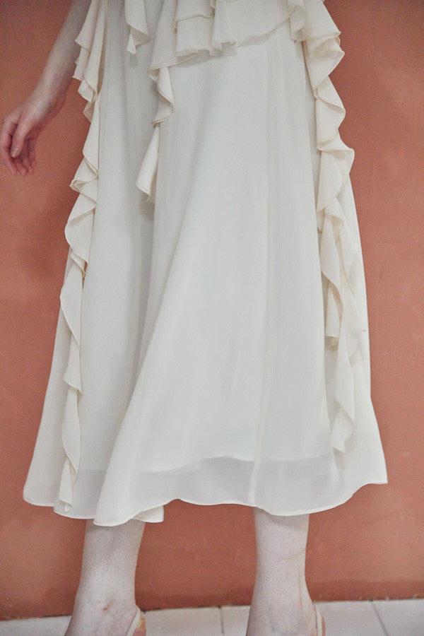Raffle Shifon one-piece -Ivory- – ERADIE