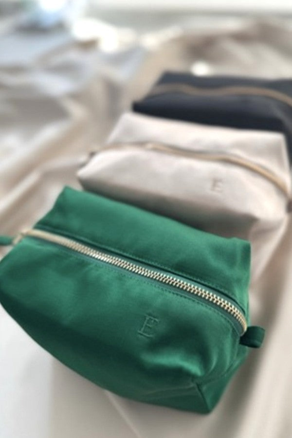 【ノベルティーC】ERADIE Satin Utility Pouch